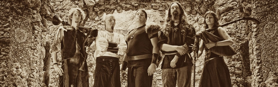 Artista ou membros de Ignis Fatuu, do gênero folk metal